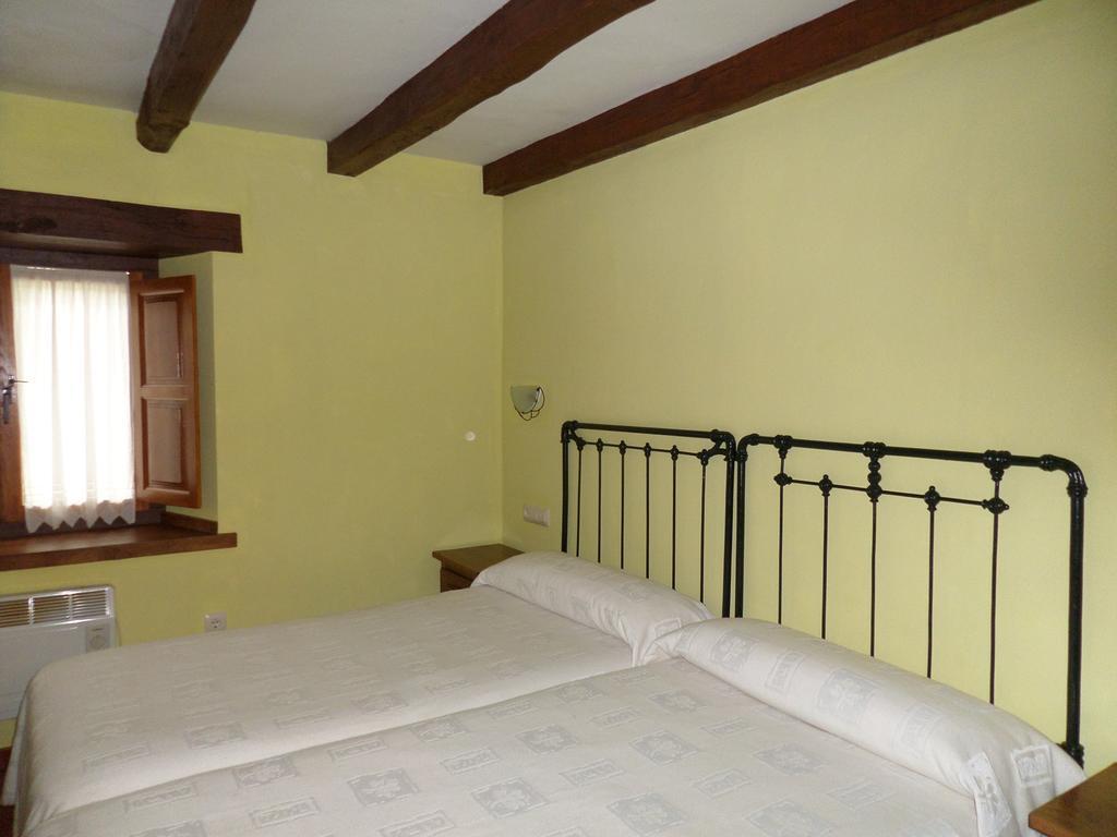 Apartamentos Rurales Las Rocas De Brez Camaleño Стая снимка