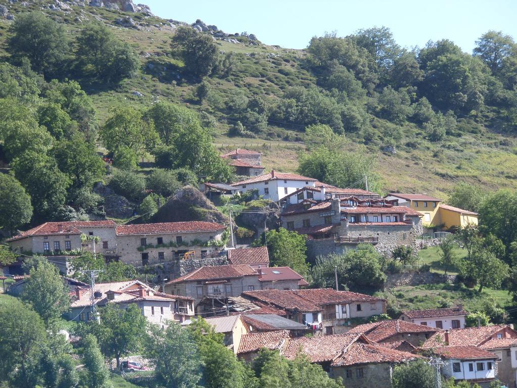 Apartamentos Rurales Las Rocas De Brez Camaleño Екстериор снимка