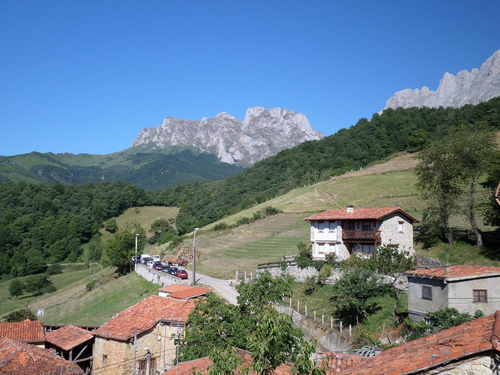 Apartamentos Rurales Las Rocas De Brez Camaleño Екстериор снимка